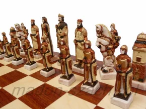 Handbemalte Marmorschachfiguren